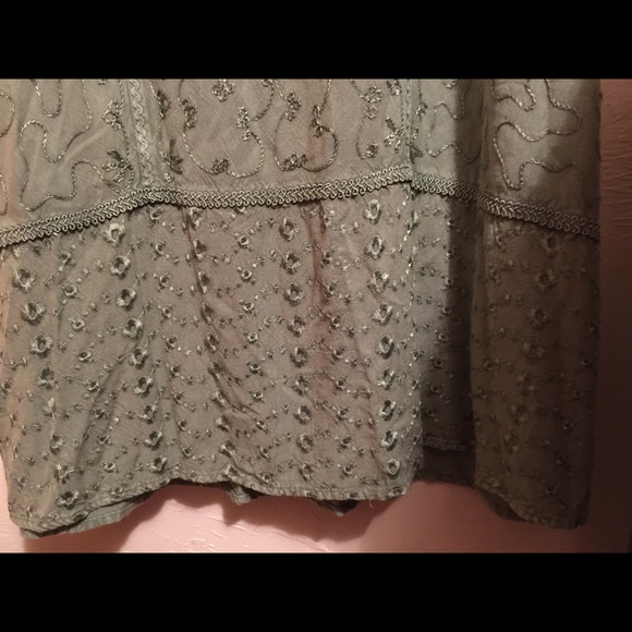 Dress - Picture 4 of 4